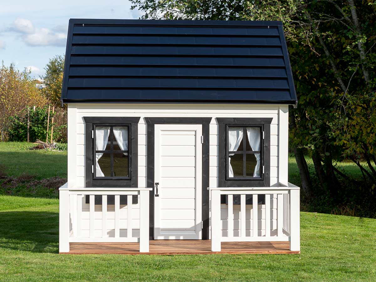KidsPlayHouses_EU wooden white outdoor playhouse with black roof, window frames and flower boxes front view